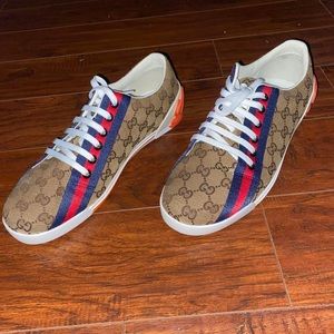 Mens Gucci shoes. Size 11 never worn